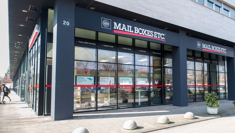 MAIL BOXES ETC.