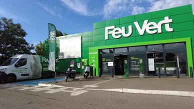 Feu Vert accélère son développement en franchise avec un concept dédié aux entreprises